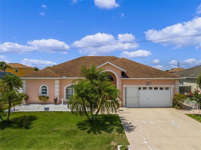 323 ALEGRIANO COURT, Kissimmee, FL 34758