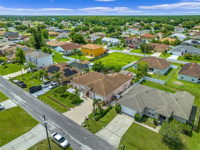 323 ALEGRIANO COURT, Kissimmee, FL 34758