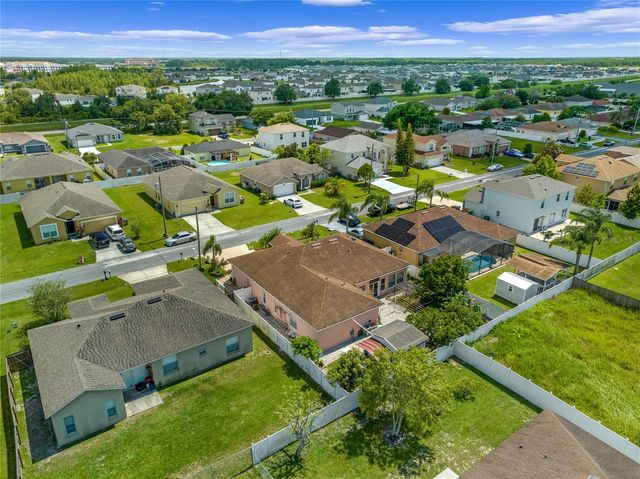 323 ALEGRIANO COURT, Kissimmee, FL 34758