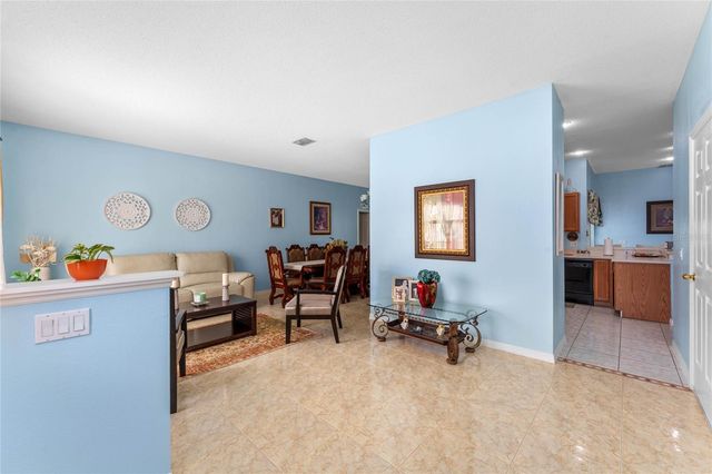 323 ALEGRIANO COURT, Kissimmee, FL 34758