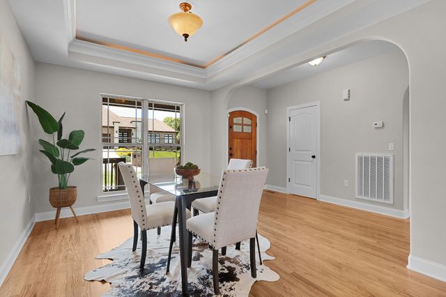 8155 Burgundy Circle, Chattanooga, TN 37421