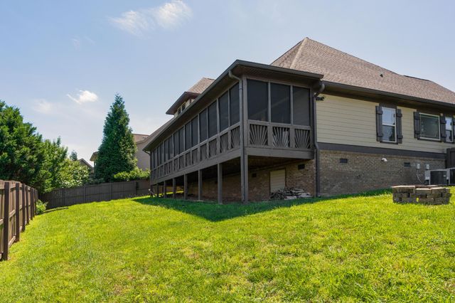 8155 Burgundy Circle, Chattanooga, TN 37421