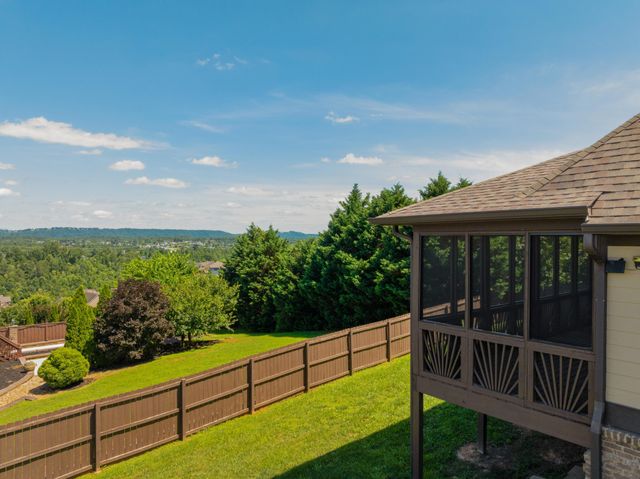 8155 Burgundy Circle, Chattanooga, TN 37421