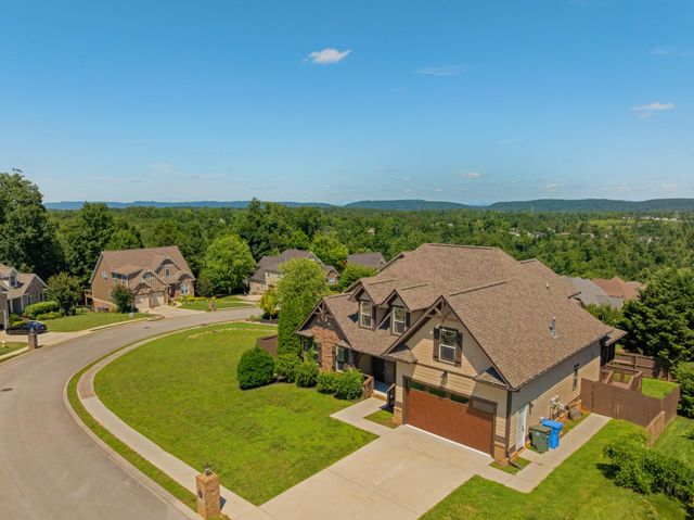 8155 Burgundy Circle, Chattanooga, TN 37421