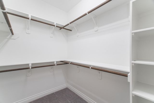 9430 Stablewood Lakes Lane, Tomball, TX 77375