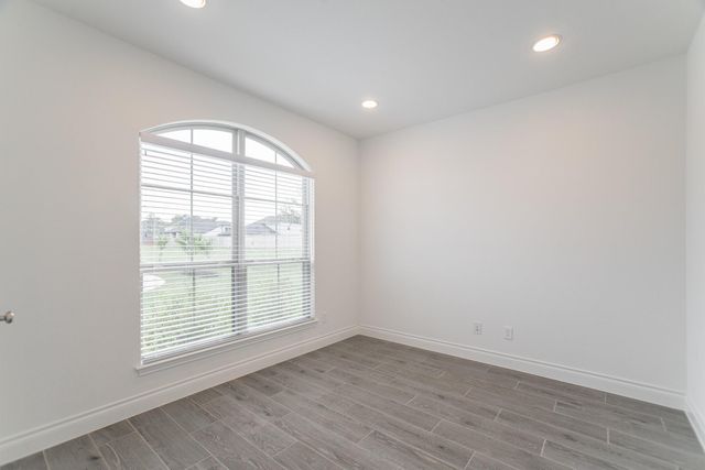 9430 Stablewood Lakes Lane, Tomball, TX 77375