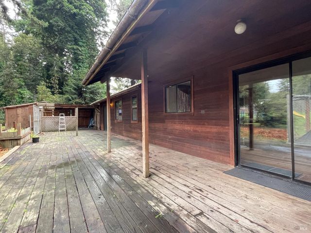 14875 Atkins Way, Fort Bragg, CA 95437