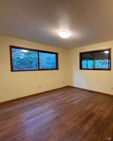 14875 Atkins Way, Fort Bragg, CA 95437