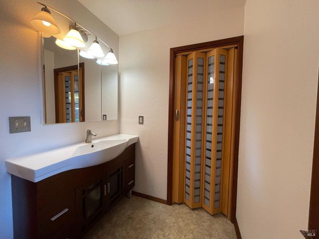 14875 Atkins Way, Fort Bragg, CA 95437