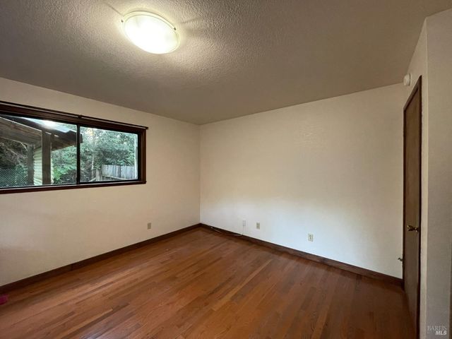 14875 Atkins Way, Fort Bragg, CA 95437