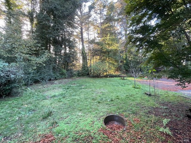 14875 Atkins Way, Fort Bragg, CA 95437