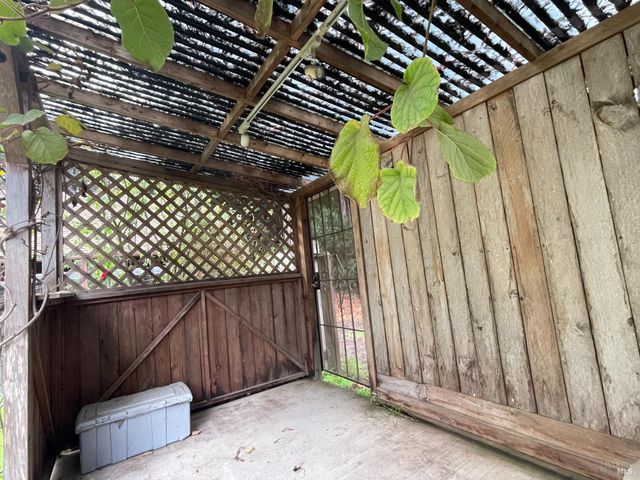 14875 Atkins Way, Fort Bragg, CA 95437