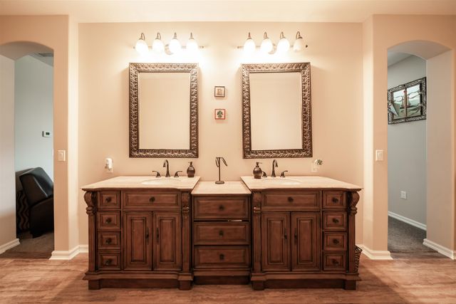 612 Holmes St, Kiowa, KS 67070