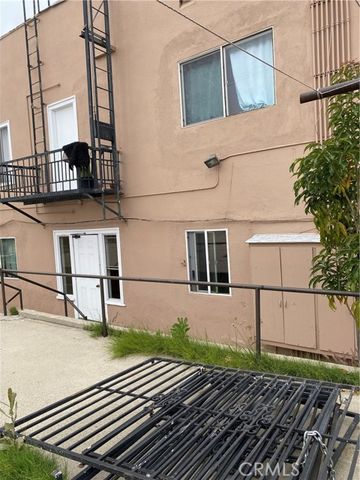 755 S Boyle, Los Angeles, CA 90023