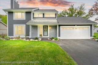 2216 Piney Point Drive, Lansing, MI 48917