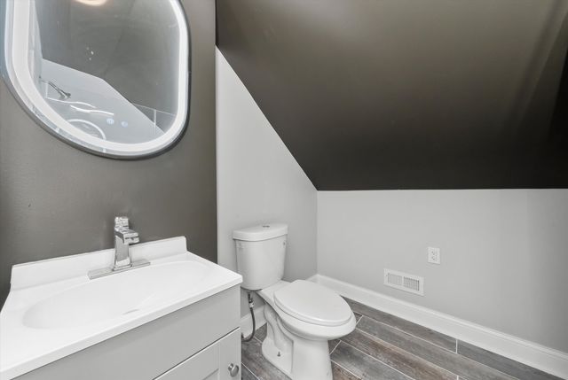 10141 S Emerald Avenue, Chicago, IL 60628