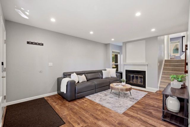 844 La Barbera Drive, San Jose, CA 95126