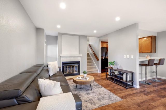 844 La Barbera Drive, San Jose, CA 95126