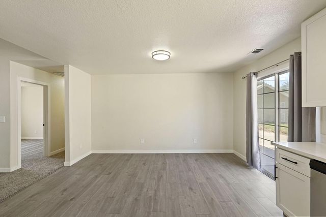 2030 E Lafayette St, Stockton, CA 95205