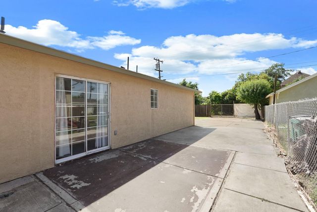 2030 E Lafayette St, Stockton, CA 95205