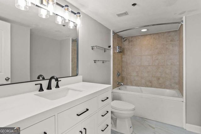 2870 Pharr Court South NW 2506, Atlanta, GA 30305