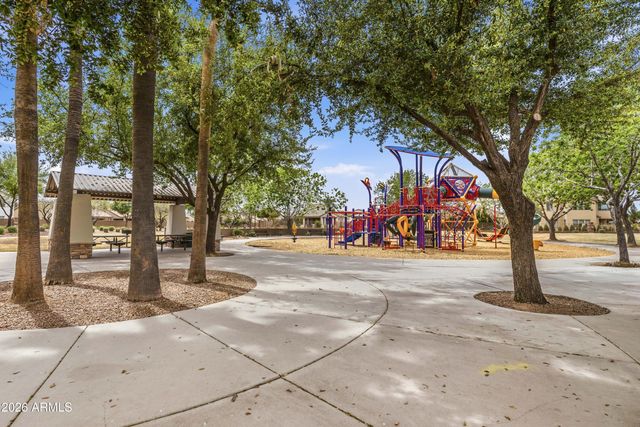 1555 E ELGIN Street, Gilbert, AZ 85295