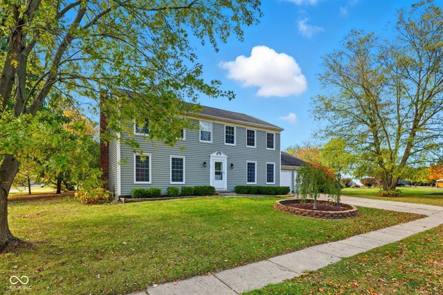 11302 Wood Creek Drive, Carmel, IN 46033
