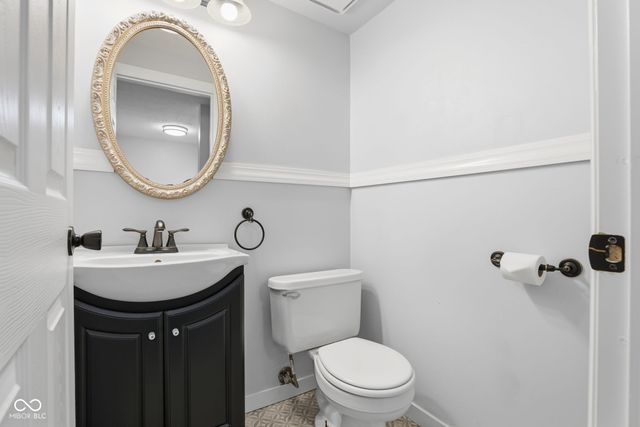 11302 Wood Creek Drive, Carmel, IN 46033