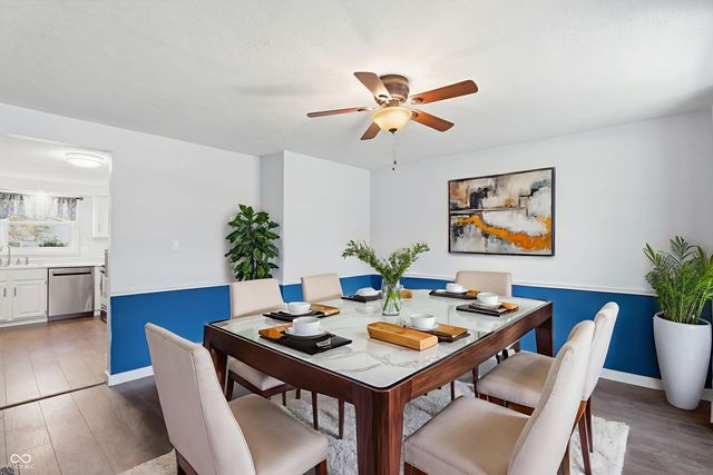 11302 Wood Creek Drive, Carmel, IN 46033