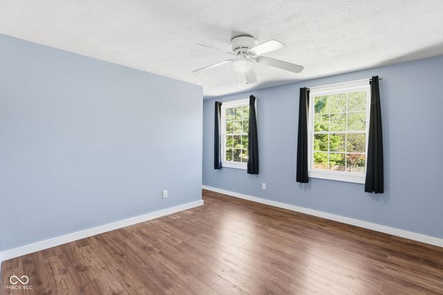 11302 Wood Creek Drive, Carmel, IN 46033
