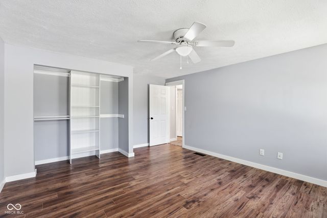 11302 Wood Creek Drive, Carmel, IN 46033