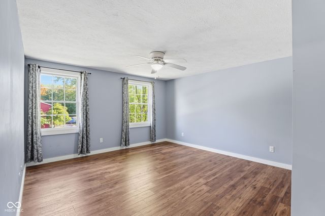 11302 Wood Creek Drive, Carmel, IN 46033