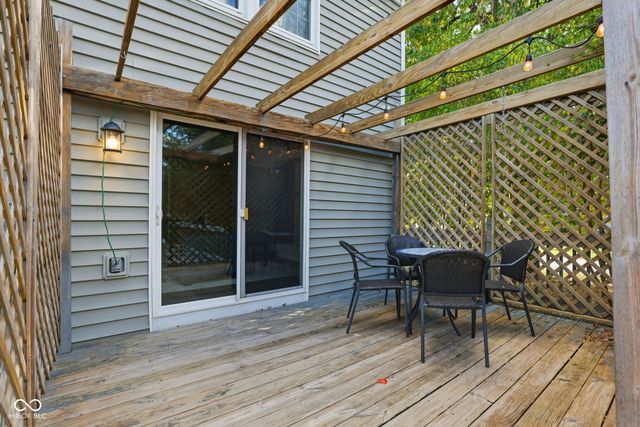 11302 Wood Creek Drive, Carmel, IN 46033