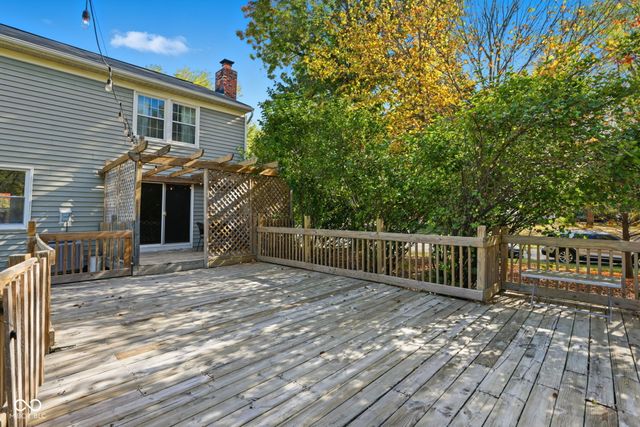 11302 Wood Creek Drive, Carmel, IN 46033