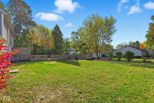 11302 Wood Creek Drive, Carmel, IN 46033