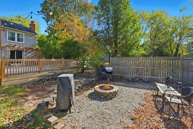 11302 Wood Creek Drive, Carmel, IN 46033