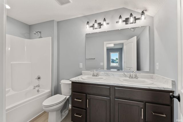 8104 Choice Court, Fort Wayne, IN 46835