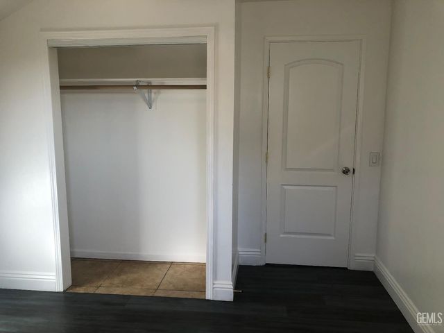 121 Roberts Lane, Bakersfield, CA 93308