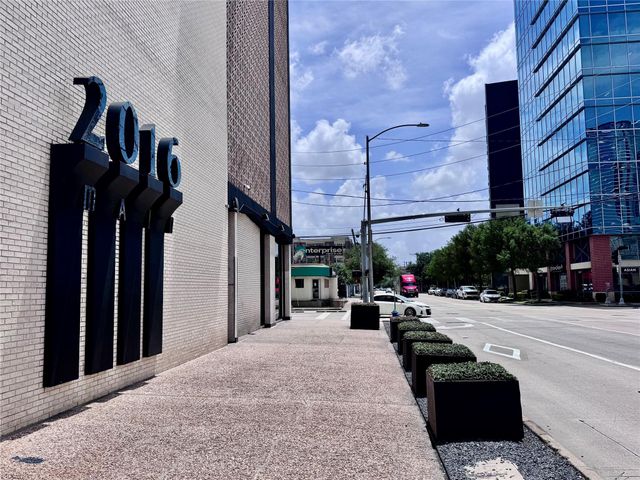 2016 Main Street 1807, Houston, TX 77002