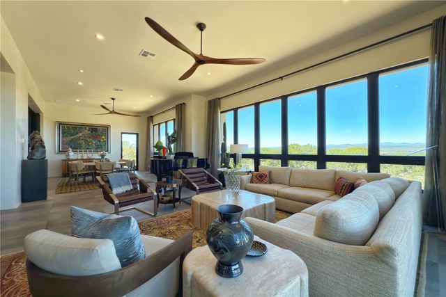32 Plaza Del Centro, Santa Fe, NM 87506