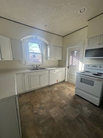 503 S Evans Street, Bloomington, IL 61701