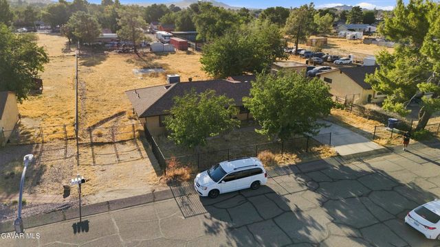 40245 169th Street, Palmdale, CA 93591