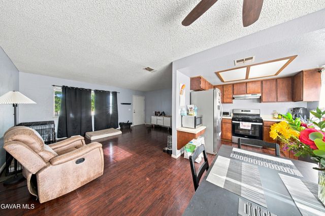 40245 169th Street, Palmdale, CA 93591