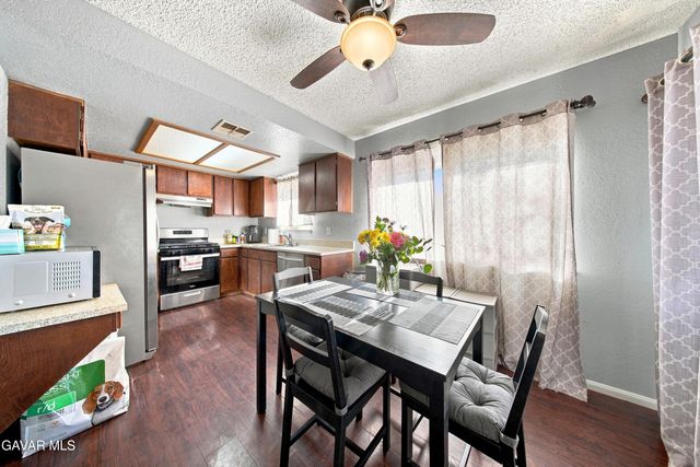 40245 169th Street, Palmdale, CA 93591