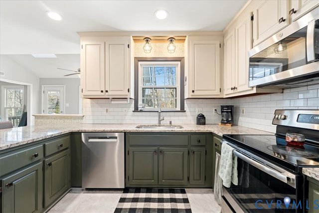 12402 Beauridge Ct, Midlothian, VA 23114