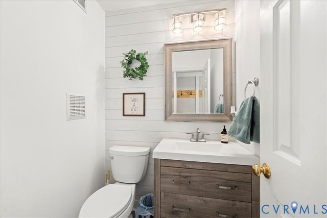 12402 Beauridge Ct, Midlothian, VA 23114