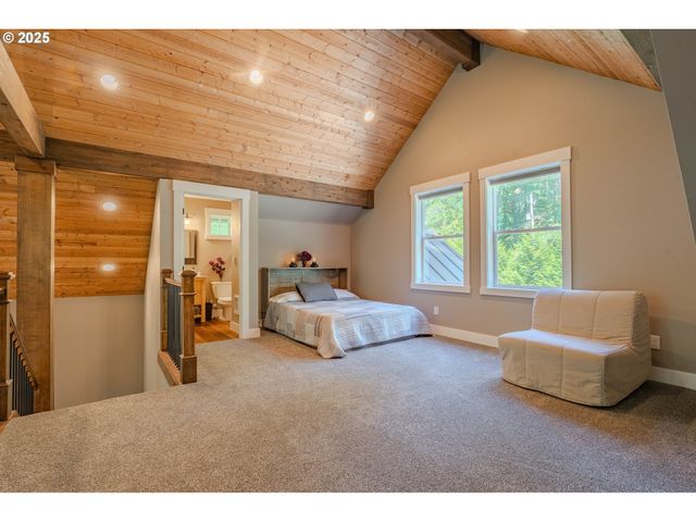 25815 Ne LUCIA FALLS Rd, Yacolt, WA 98675