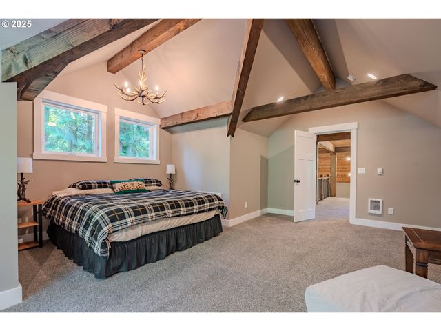 25815 Ne LUCIA FALLS Rd, Yacolt, WA 98675