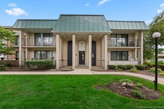 9813 S Keeler Avenue B, Oak Lawn, IL 60453