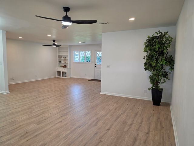 800 Carlton Street, Springdale, AR 72762